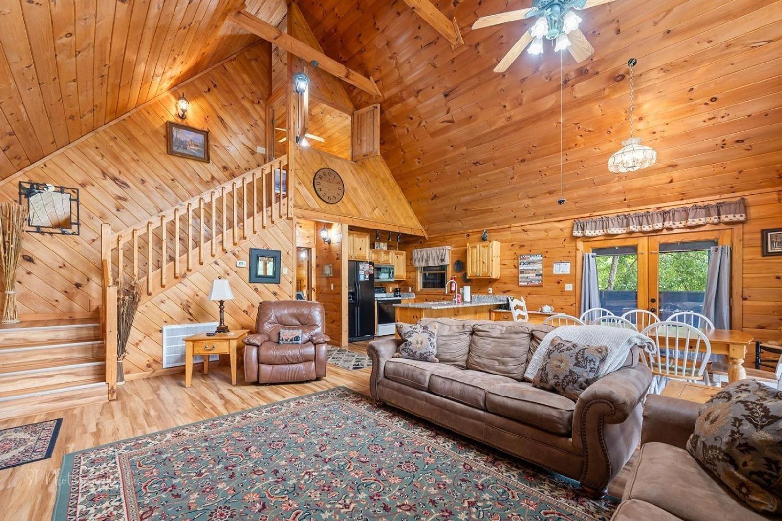 Hibernation Station Cabin 塞维尔维尔 外观 照片
