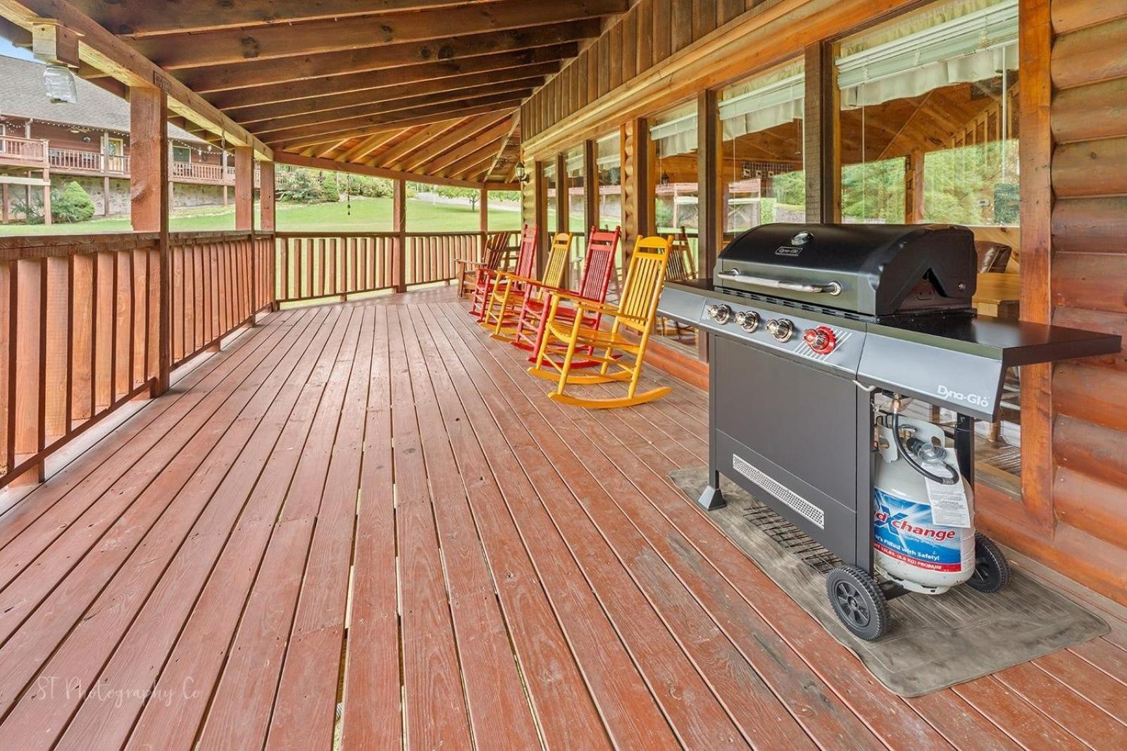 Hibernation Station Cabin 塞维尔维尔 外观 照片