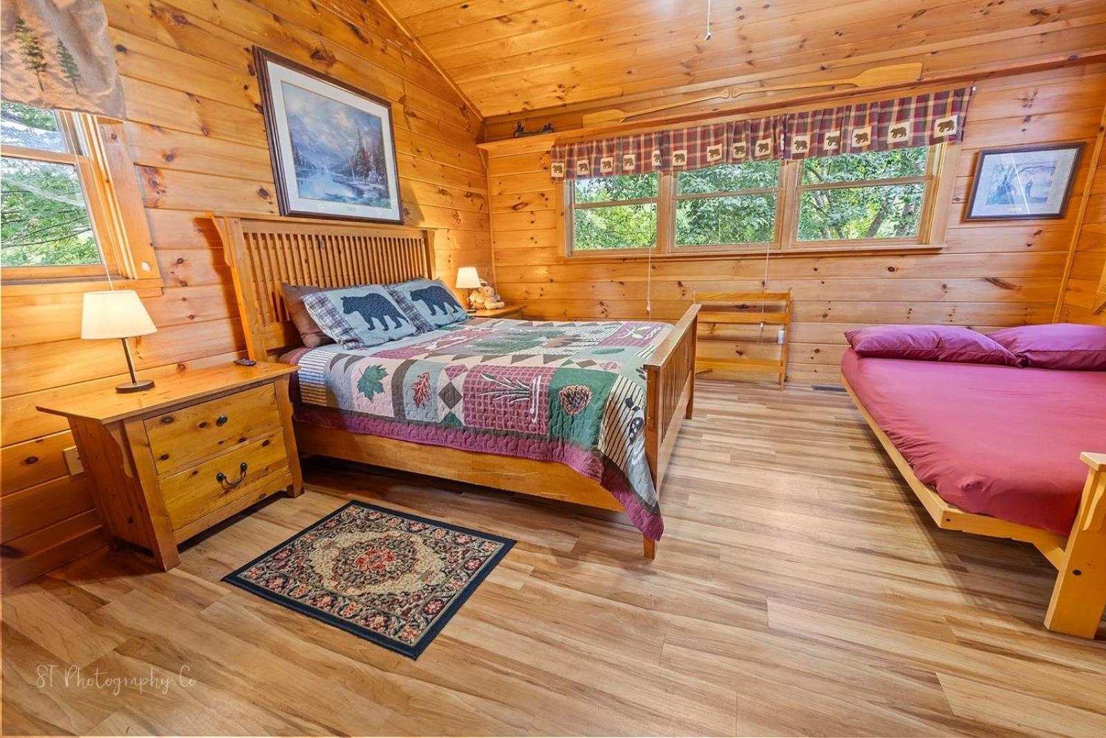 Hibernation Station Cabin 塞维尔维尔 外观 照片
